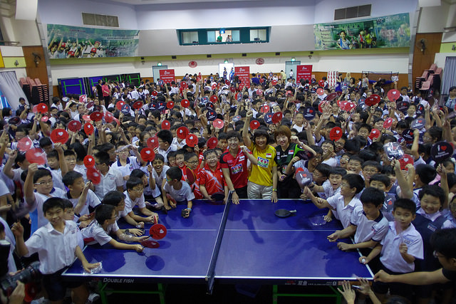 Olympian Feng Tianwei & Li Jiawei Are Spreading The Olympic Message Of Peace, Unity And Friendship To The Younger Generation