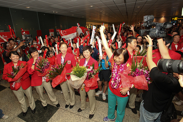 London Olympics Games Welcome Back for Team Singapore Paddlers