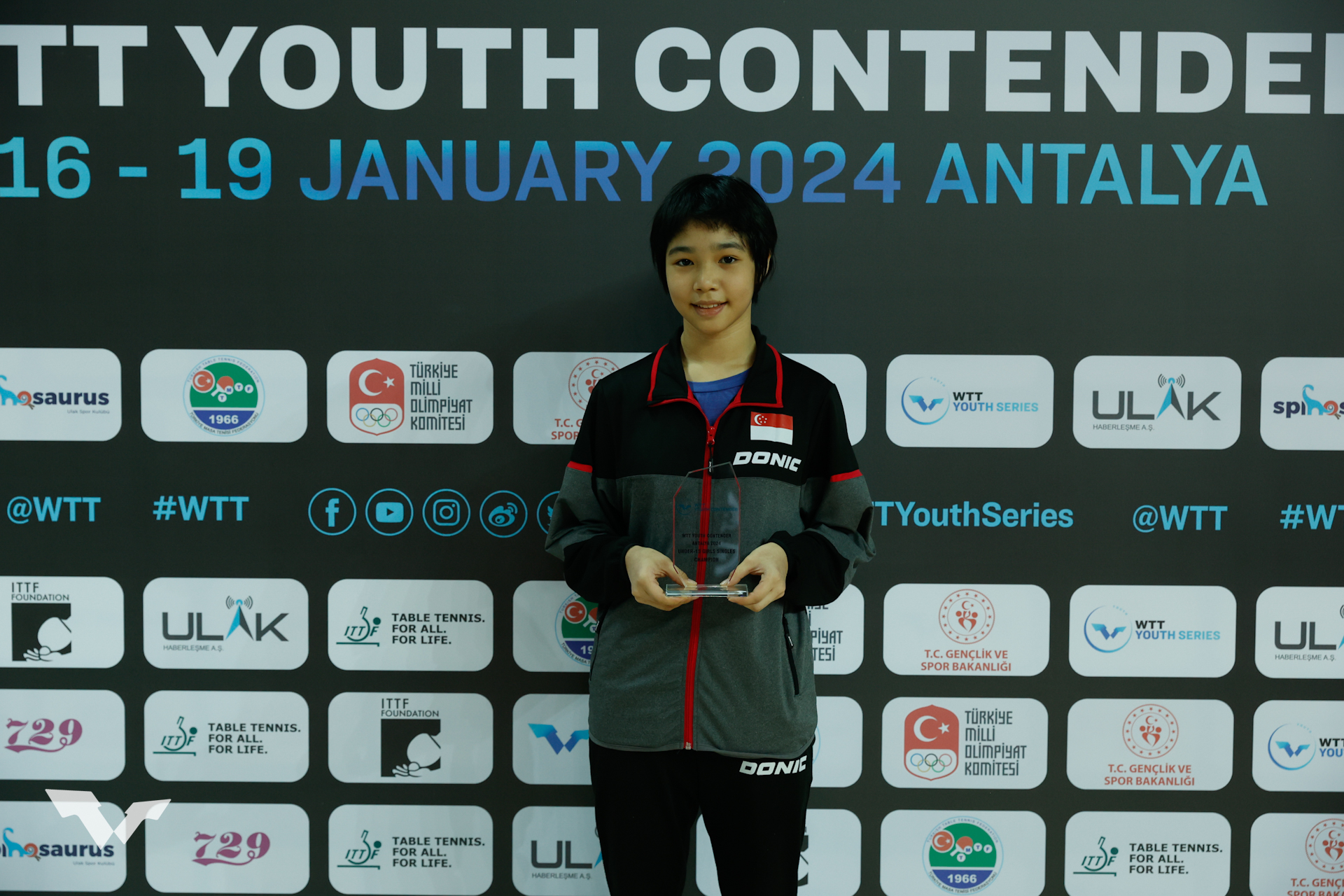 Loy Ming Ying is Girls U15 Singles Champion at WTT Youth Contender